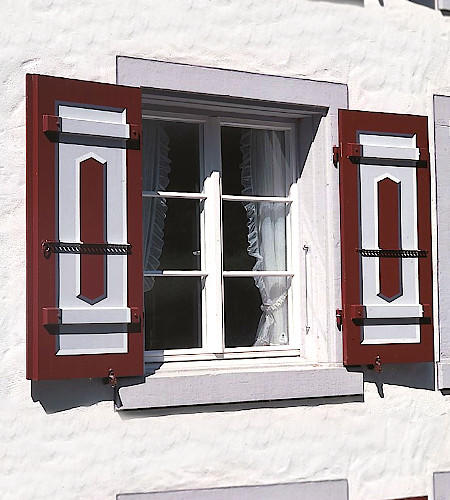Holz-Drehladen
